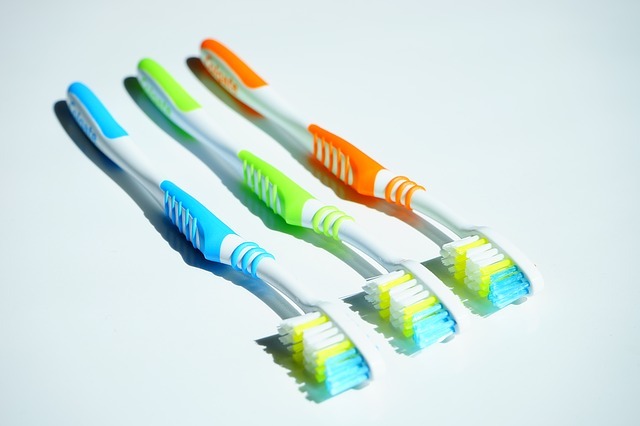 Tips om je tandenborstel schoon te maken